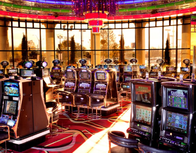 slot hall casino